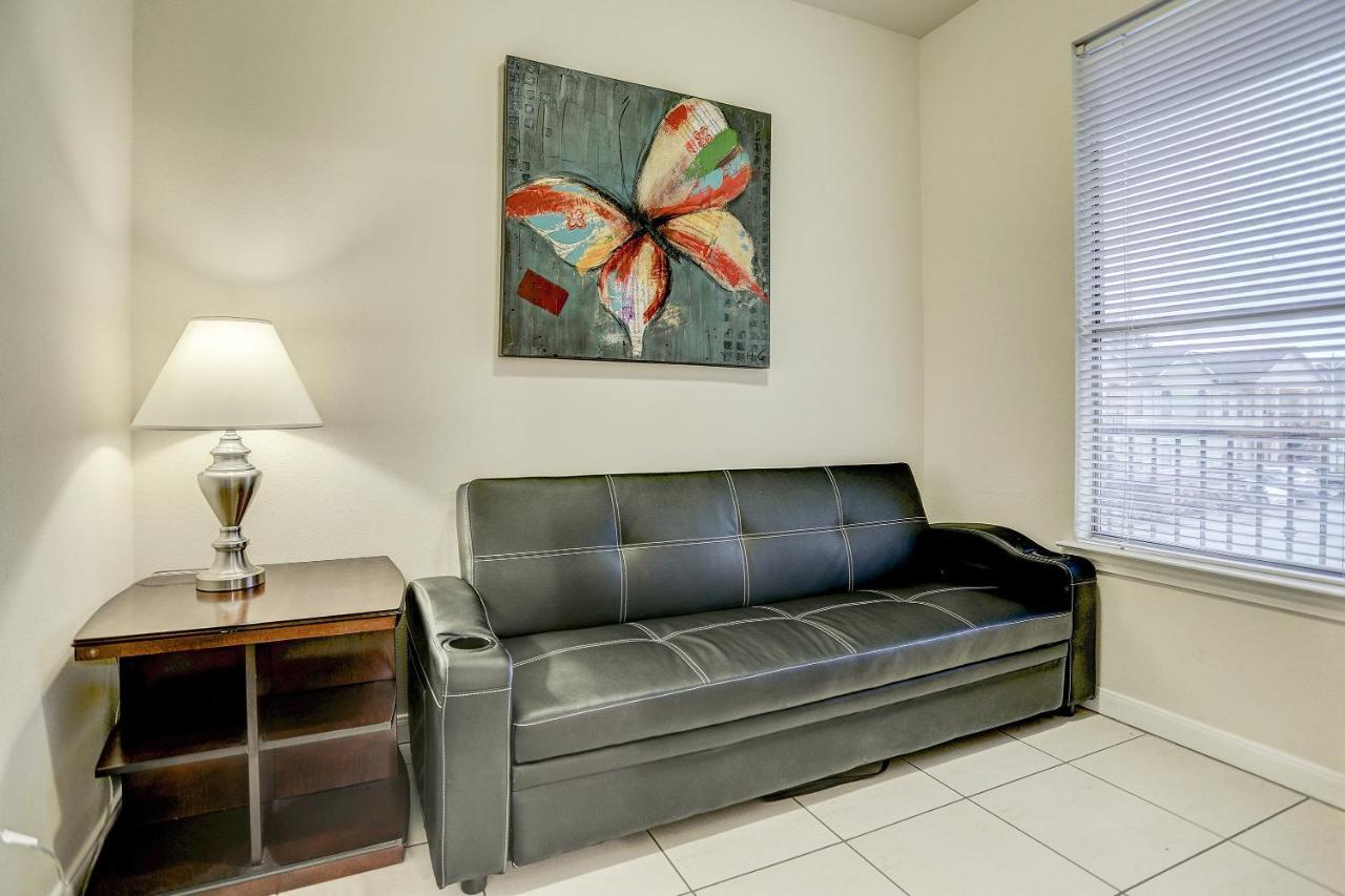 Villa Laverne 3 Bedroom Suite Furnished Condos Houston Exterior photo
